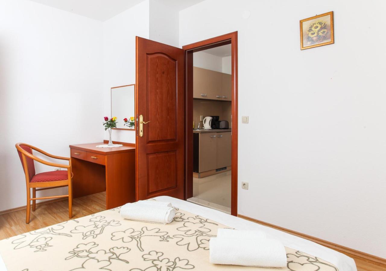 Apartments Ana Lopud Exterior photo